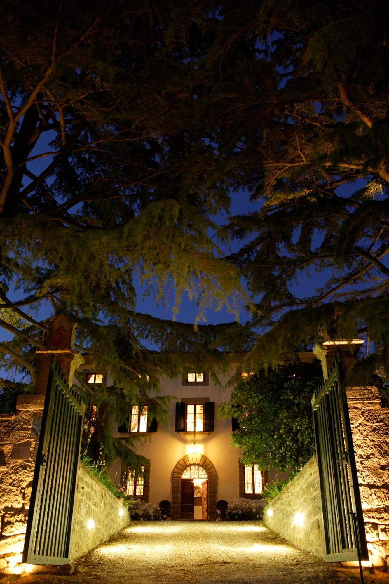 Relais Villa Belpoggio - Residenza D'Epoca Loro Ciuffenna Exteriör bild
