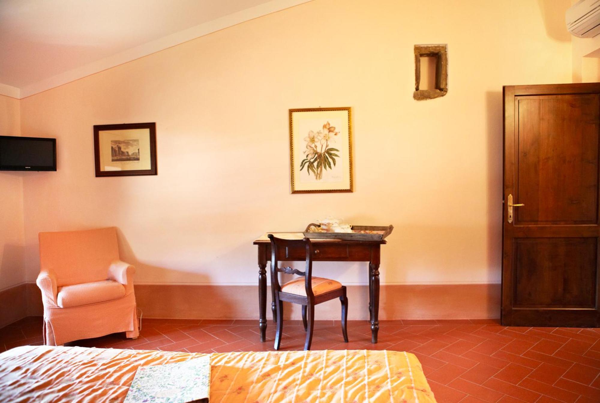 Relais Villa Belpoggio - Residenza D'Epoca Loro Ciuffenna Exteriör bild